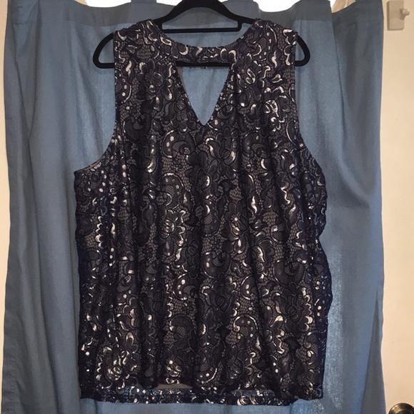 Maurices Tops - NWOT! Navy/Silver Top